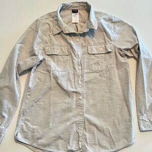 Patagonia Women’s Light Gray Casual Button-Down Shirt